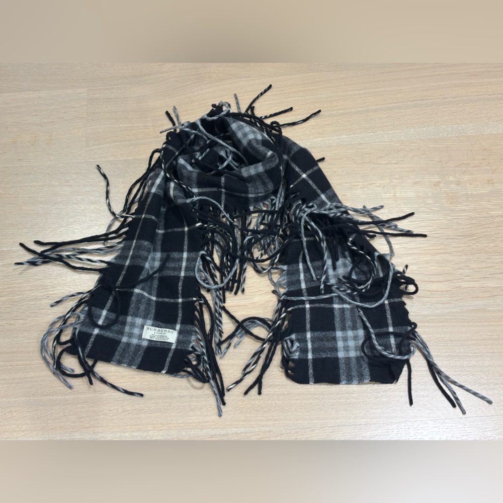 Burberry Cashmere Check Happy Fringe Scarf, Black and Gray